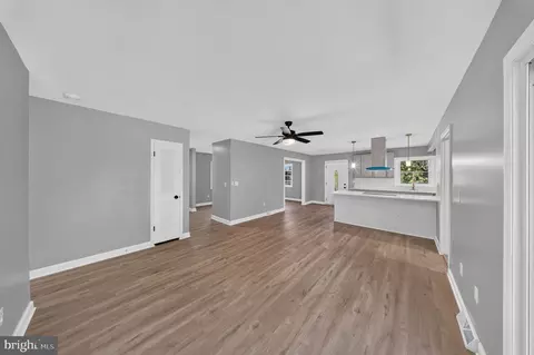 Entry Way - 11269 Cedar Ave, Culpeper, VA 22701 photo 1 of 21
