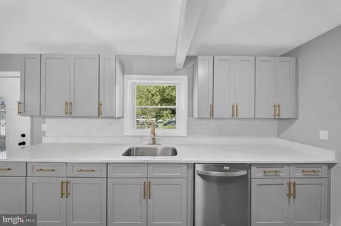 Kitchen - 11269 Cedar Ave, Culpeper, VA 22701 photo 2 of 2