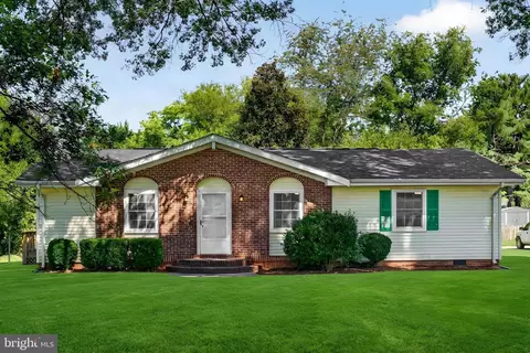 Exterior - 11269 Cedar Ave, Culpeper, VA 22701 photo 4 of 8