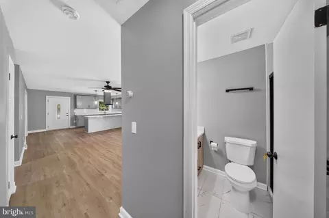 Entry Way - 11269 Cedar Ave, Culpeper, VA 22701 photo 14 of 21
