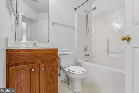 Bath - 833 Gallows Ct, Culpeper, VA 22701 photo 2 of 2