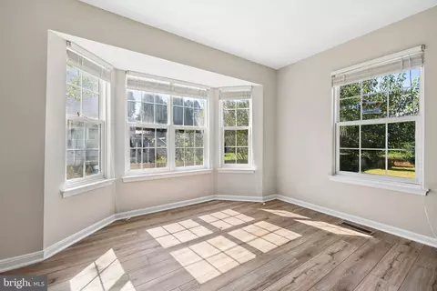 Living - 830 Woodcrest Loop, Culpeper, VA 22701 photo 4 of 4