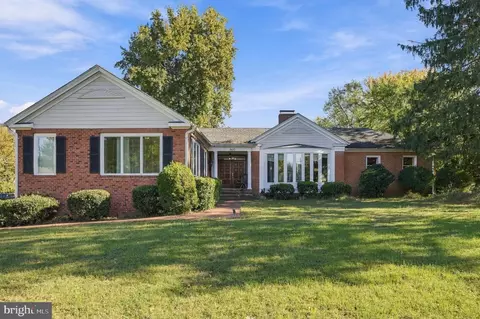 660 Country Club Rd, Culpeper, VA 22701