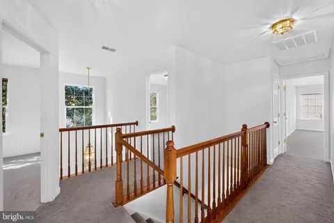 Entry Way - 863 Fox Den Rd, Culpeper, VA 22701 photo 3 of 4