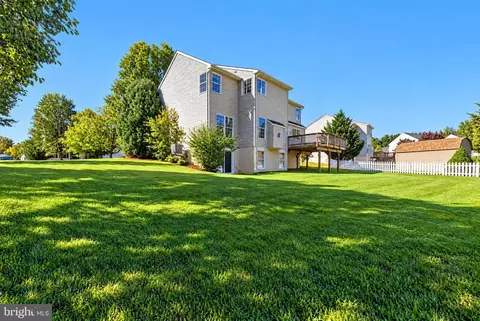 Exterior - 863 Fox Den Rd, Culpeper, VA 22701 photo 5 of 6
