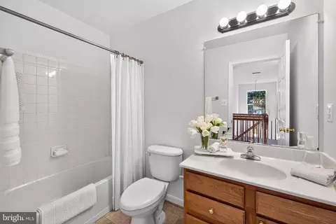 Bath - 863 Fox Den Rd, Culpeper, VA 22701 photo 3 of 3