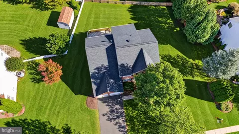View/Area - 863 Fox Den Rd, Culpeper, VA 22701 photo 3 of 7
