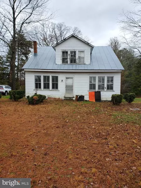 14059 Stonewall Jackson Rd, Woodford, VA 22580