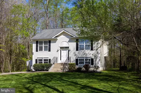 12061 Longleaf Rd, Ruther Glen, VA 22546