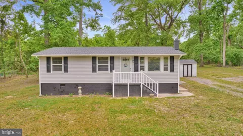 26176 Chaucer St, Ruther Glen, VA 22546