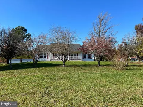 7270 Lipscomb Rd, Woodford, VA 22580