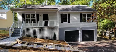 221 Remington Dr, Ruther Glen, VA 22546