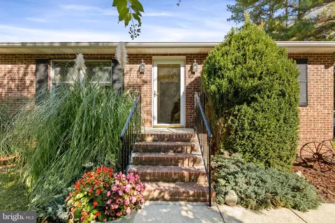 14707 Woodslane Rd, Woodford, VA 22580