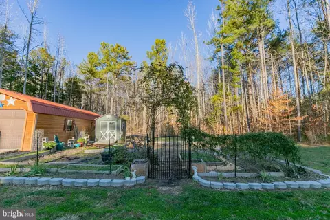 2083 Sizer Rd, Beaverdam, VA 23015 photo 27