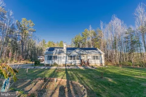2083 Sizer Rd, Beaverdam, VA 23015 photo 6