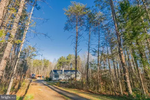 2083 Sizer Rd, Beaverdam, VA 23015 photo 7