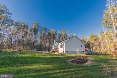 2083 Sizer Rd, Beaverdam, VA 23015 photo 14