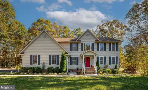 15177 Narrow Path Way, Bowling Green, VA 22427