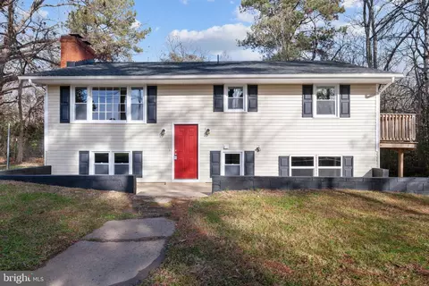 20121 Sparta Rd, Milford, VA 22514
