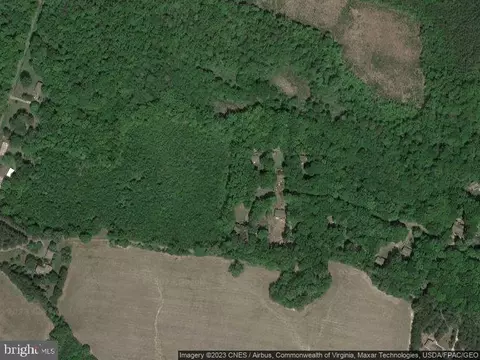 27 Cresthill Ct, Ruther Glen, VA 22546