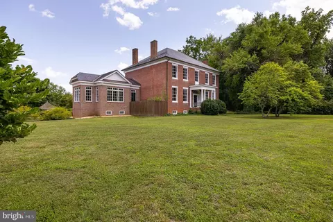 2426 Prospect Hill Ln, Fredericksburg, VA 22408