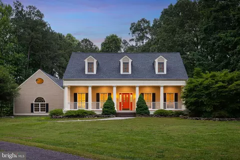 18037 Filer Ct, Milford, VA 22514
