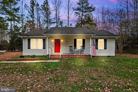 206 American Dr, Ruther Glen, VA 22546