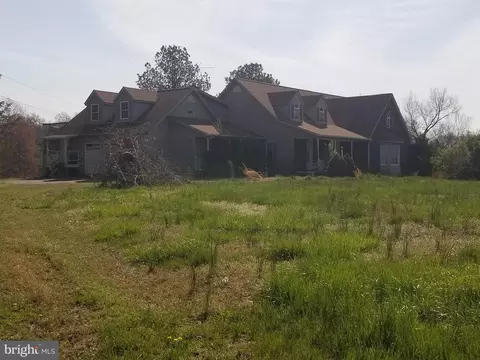 21165 File Rd, Milford, VA 22514