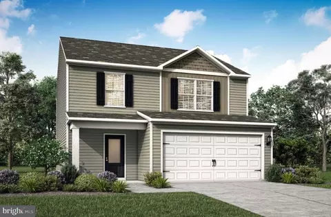 17140 Russell Coghill St, Bowling Green, VA 22427