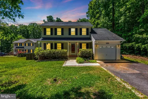853 Campers Ln, Ruther Glen, VA 22546