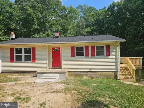 13370 Paige Rd, Woodford, VA 22580