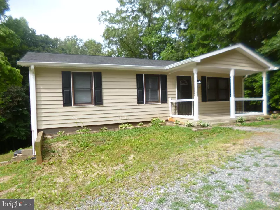 Exterior - 26480 Country Club Ln, Ruther Glen, VA 22546 photo 1 of 7