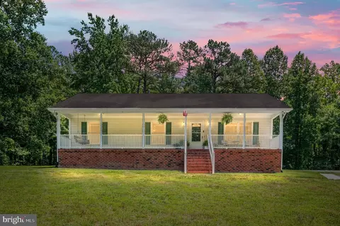 14373 Countyline Church Rd, Woodford, VA 22580
