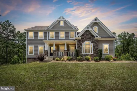 12292 Woodson Ln, Woodford, VA 22580
