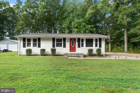 25170 Oxford Rd, Ruther Glen, VA 22546