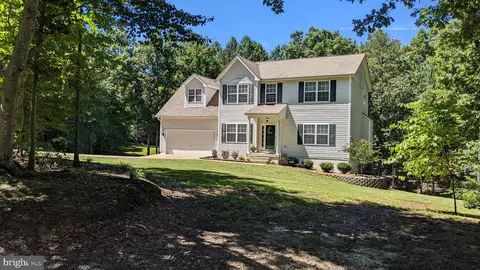11345 Lone Pine Ct, Fredericksburg, VA 22408