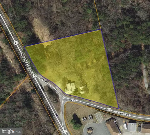 13922 Farmer, Woodford, VA 22580