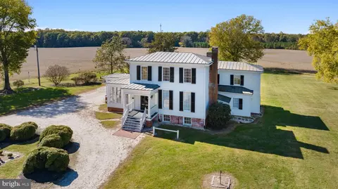 320 Main St N, Bowling Green, VA 22427