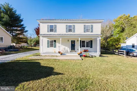 211 Maury Ave, Bowling Green, VA 22427
