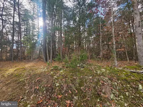 Ruby Rd, Ruther Glen, VA 22546