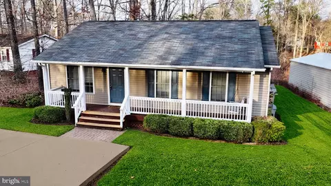 1004 Swan Ln, Ruther Glen, VA 22546