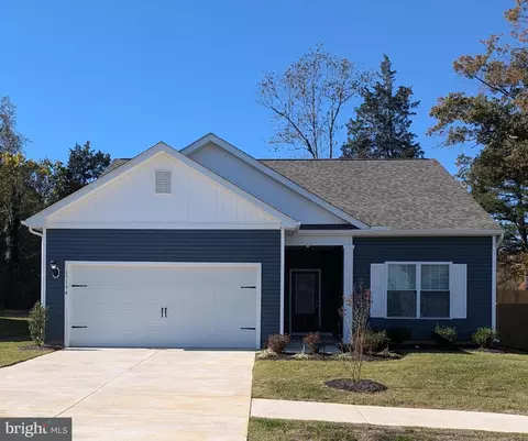 17194 Russell Coghill St, Bowling Green, VA 22427