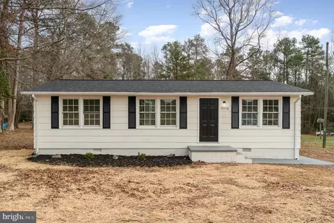 19256 Perimeter Rd, Milford, VA 22514