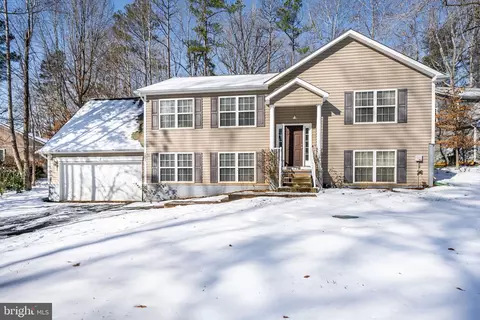 101 Independence Dr, Ruther Glen, VA 22546