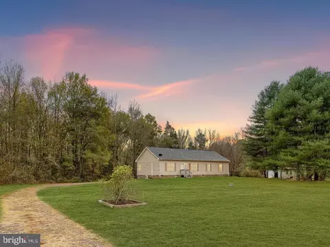 11652 Stonewall Jackson Rd, Woodford, VA 22580