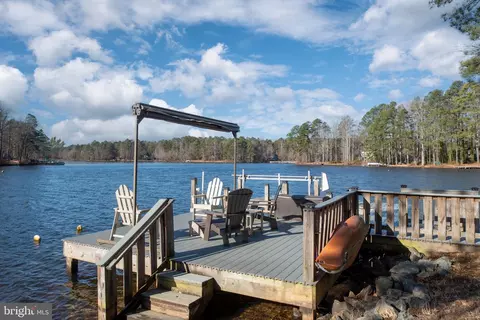 524 Lake Caroline Dr, Ruther Glen, VA 22546