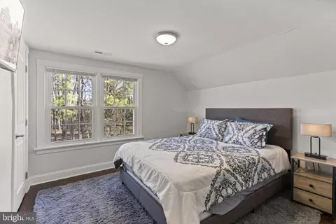 Bedroom - 16222 Dawn Blvd, Hanover, VA 23069 photo 5 of 6