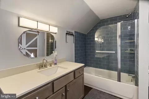Bath - 16222 Dawn Blvd, Hanover, VA 23069 photo 4 of 4