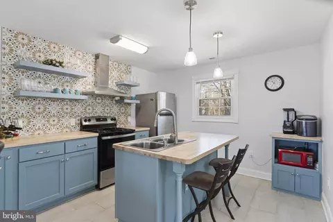 Kitchen - 16222 Dawn Blvd, Hanover, VA 23069 photo 1 of 3