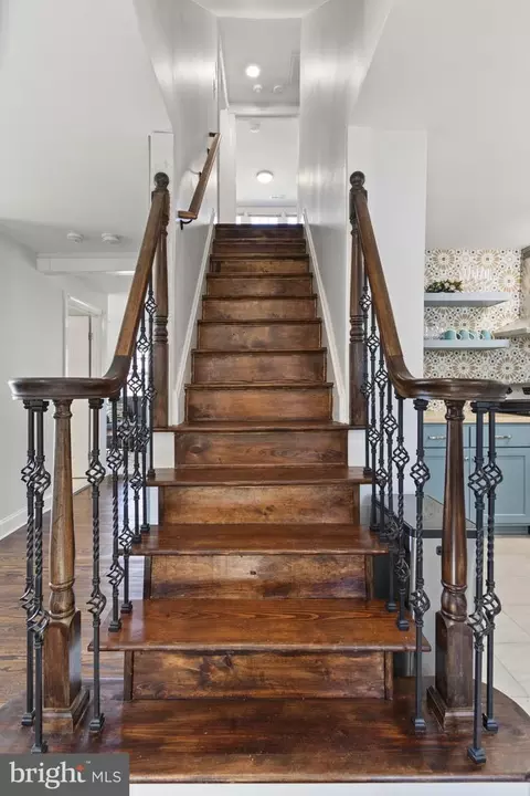 Entry Way - 16222 Dawn Blvd, Hanover, VA 23069 photo 9 of 11